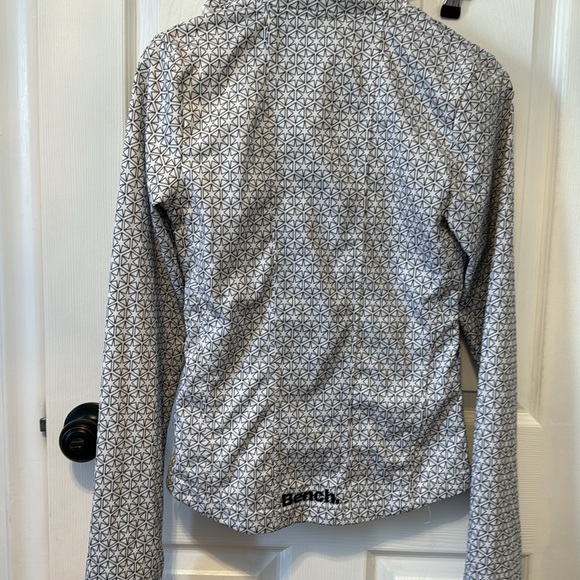 Excellent condition bench sweaters - Picture 5 of 9